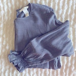 H&M Gingham Ruffle Sleeve Blouse 🤍🖤